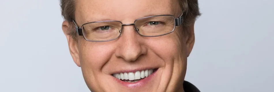 Anton Chuvakin Headshot 18L8044 SQ1 Hi Resmax 1000x1000 1