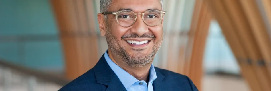 FrancisdeSouza2396 himax 1000x1000 1