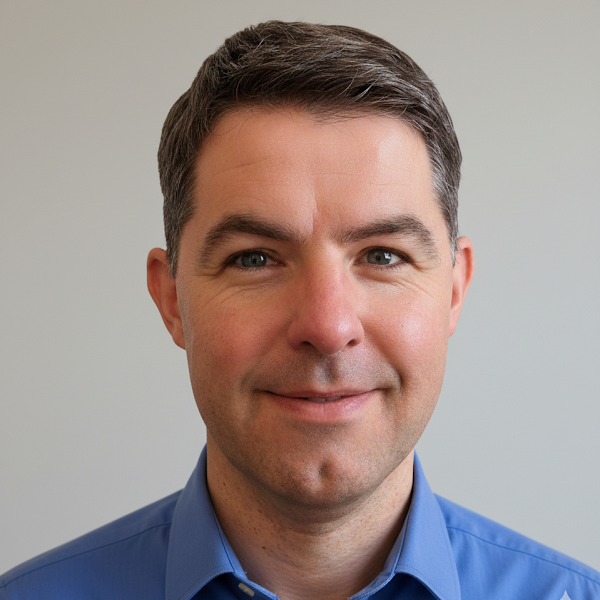 Tom Currymax 1000x1000 1